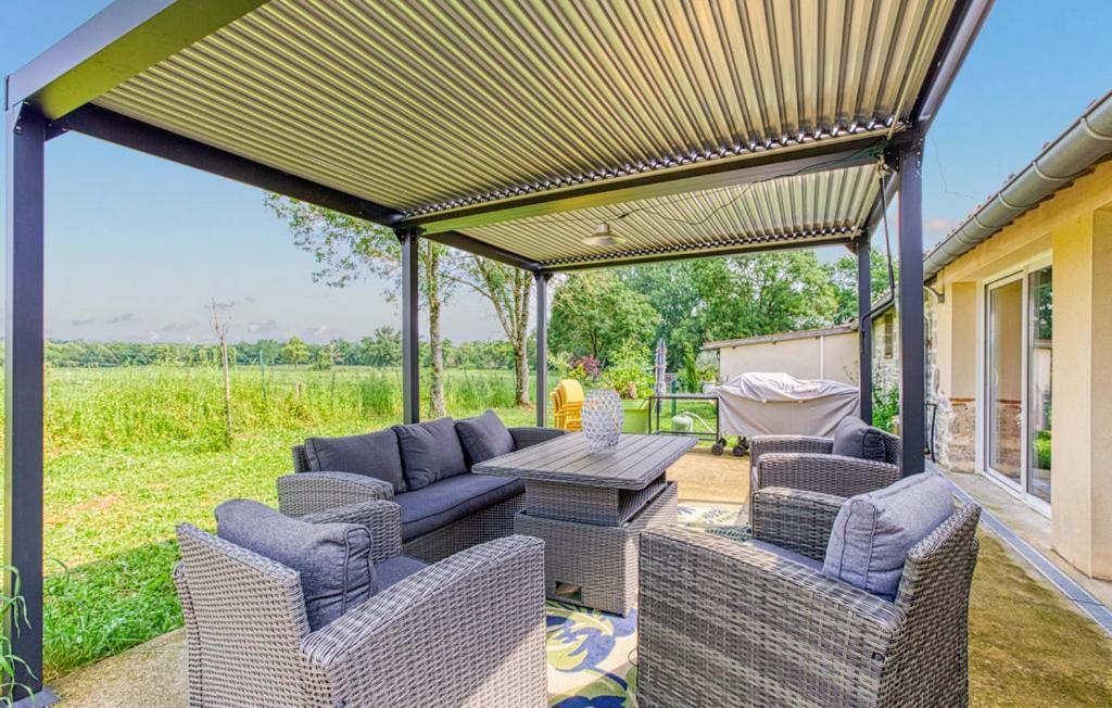 Belle Maison Du Quercy Septfonds Exteriör bild